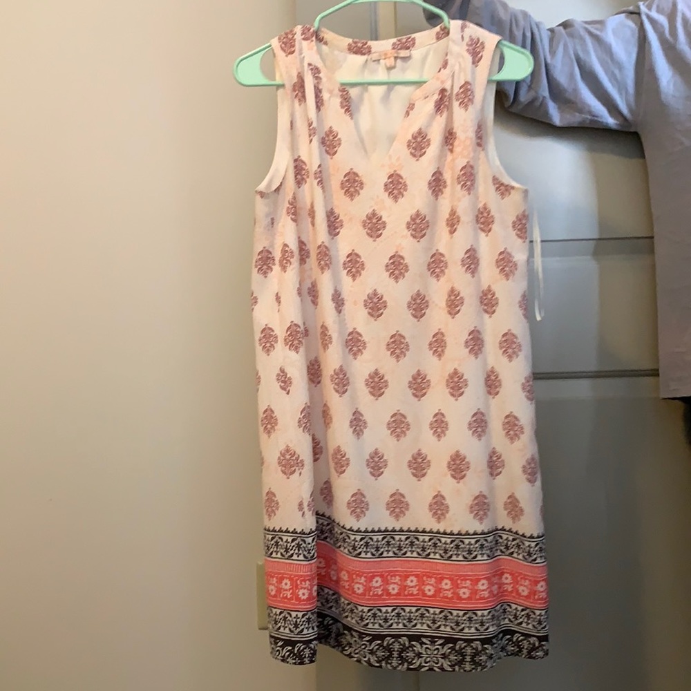 Skies are Blue Knee Length Patterned Shift Dress